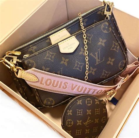 Louis Vuitton knockoff bags